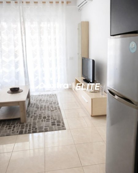 Tirane, jepet me qera apartament duplex 1+1+Ballkon Kati 3, 70 m² 600 € (Shkolla At Zef Pllumi)