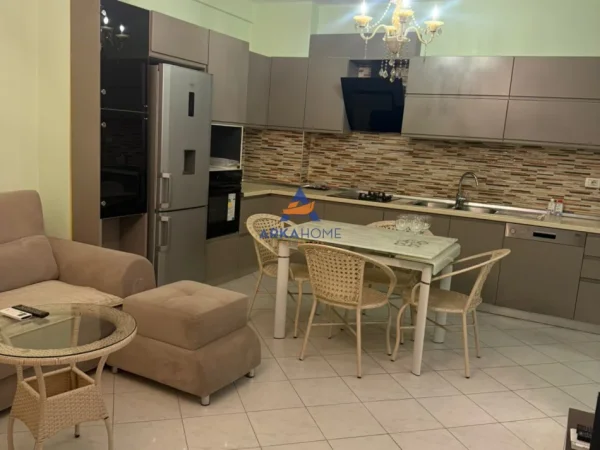 Tirane, shitet apartament 1+1+Ballkon Kati 5, 63 m² 125.000 €