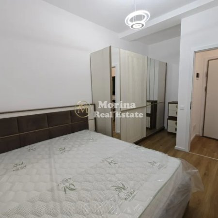 Tirane, jepet me qera apartament 1+1 Kati 1, 65 m² 500 € (Fresku)