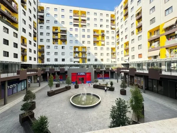 Tirane, jepet me qera apartament 1+1 , 