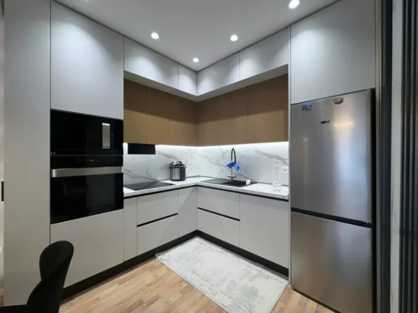 Tirane, shitet 1+1 , 117 m² 175.000 €