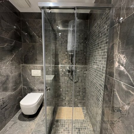 Tirane, shitet 1+1 , 117 m² 175.000 €