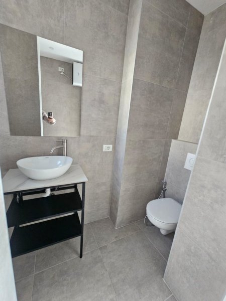 Durres, shitet apartament 1+1+Aneks+Ballkon Kati 9, 80 m² 129.000 € 