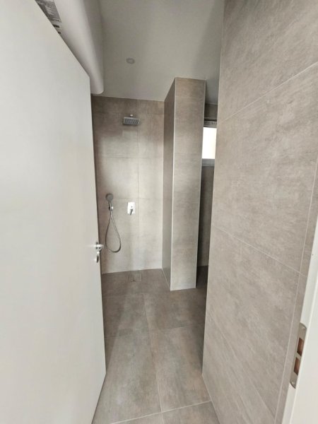 Durres, shitet apartament 1+1+Aneks+Ballkon Kati 9, 80 m² 129.000 € 