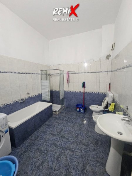 Durres, shitet apartament 3+1+Aneks+Ballkon Kati 1, 148 m² 255.000 € 
