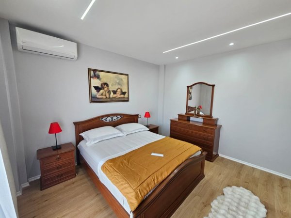 Durres, shitet apartament 3+1+Aneks+Ballkon Kati 7, 151 m² 200.000 € 