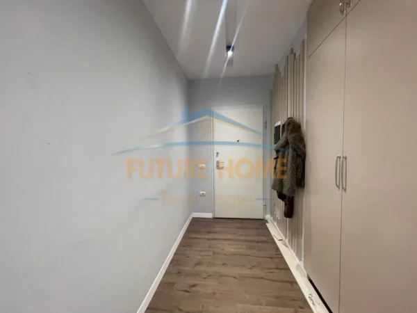 Tirane, shes apartament 2+1 Kati 7, 100 m² 200.000 € (Kinostudio, Tiranë)