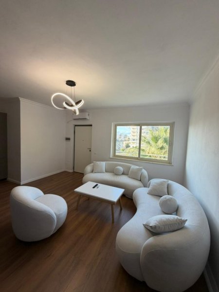 Shkembi Kavajes, shitet apartament 2+1+Aneks+Ballkon Kati 2, 110 m² 148.000 € 