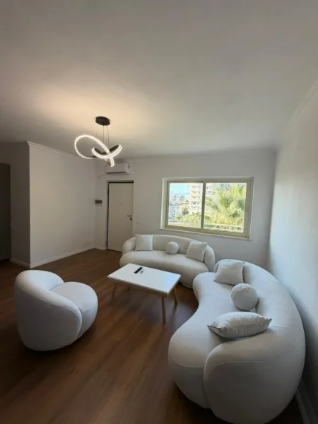 Shkembi Kavajes, shitet apartament 2+1+Aneks+Ballkon Kati 2, 110 m² 148.000 € 