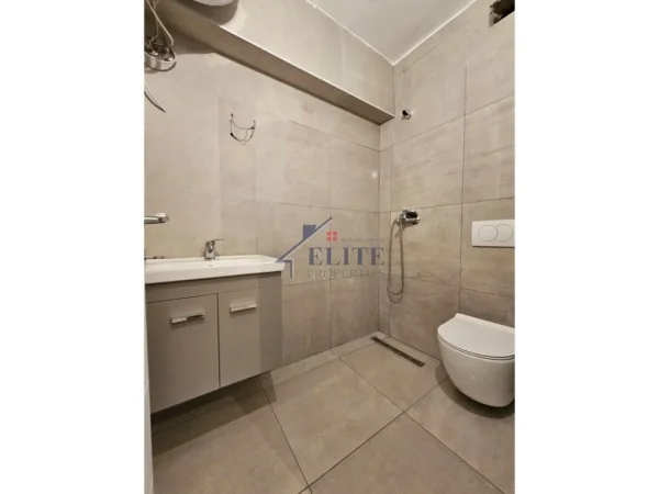 Tirane, shitet apartament 1+1 Kati 5, 44 m² 98.000 € (Mozaiku i Tiranes)