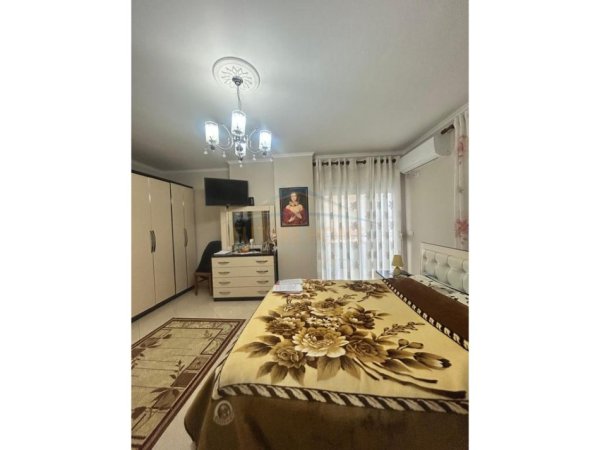 Tirane, shitet apartament 2+1+Post Parkimi Kati 3, 177 m² 212.000 € (Fresk , Rruga e Thesarit)