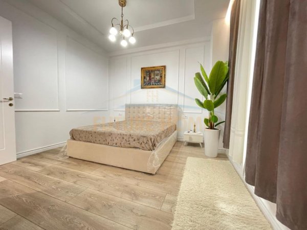 Tirane, jepet me qera apartament 2+1+Ballkon Kati 8, 120 m² 2.100 € (prane Air Albania,Tirane.)