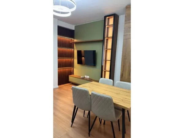 Tirane, jepet me qera apartament 1+1 Kati 2, 54 m² 750 € (Komuna e Parisit)