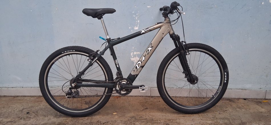 Tirane, oferte biciklete D4-X gri e erret 150 €