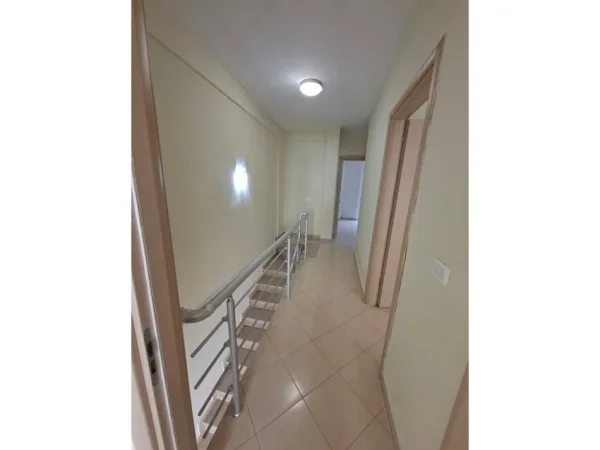 Tirane, shitet apartament 3+1 Kati 2, 160 m² 280.000 € (KODRA E DIELLIT,REZIDENCA KODRA E DIELLIT 1)