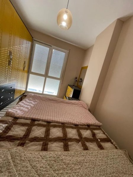 Tirane, shitet apartament 3+1 Kati 2, 100 m² (PERBALLE SPITALIT AMERIKAN 3)