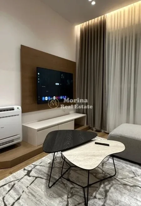 Tirane, jepet me qera apartament 1+1 Kati 8, 45 m² 540 € (Ali Demi)
