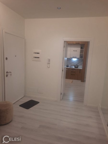 Tirane, jepet me qera apartament 2+1 , 123 m² 750 € (Rruga dibres)