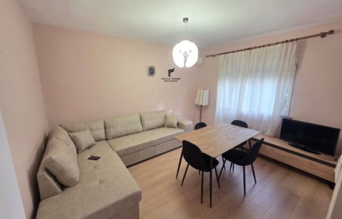 Tirane, jepet me qera apartament 1+1 Kati 3, 67 m² 600 € (MYSLYM SHYRI)