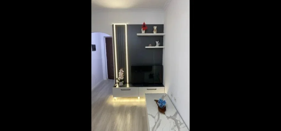 Tirane, shes apartament 1+1 Kati 4, 55 m² 95.000 € (Rruga Besim Alla)
