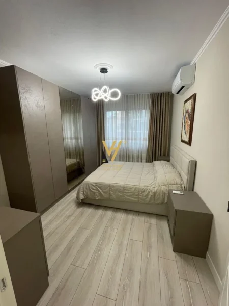 Tirane, jepet me qera apartament 2+1+Ballkon Kati 4, 75 m² 800 € (RRUGA E KOSOVAREVE)