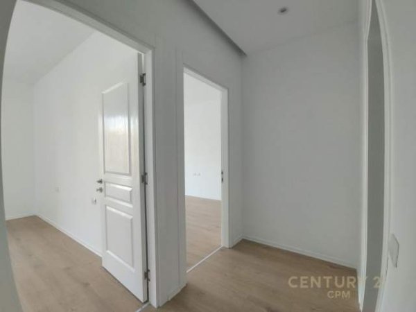 Tirane, shitet apartament 2+1+BLK Kati 8, 111 m² 148.000 Euro (Kongresi i Manastirit)