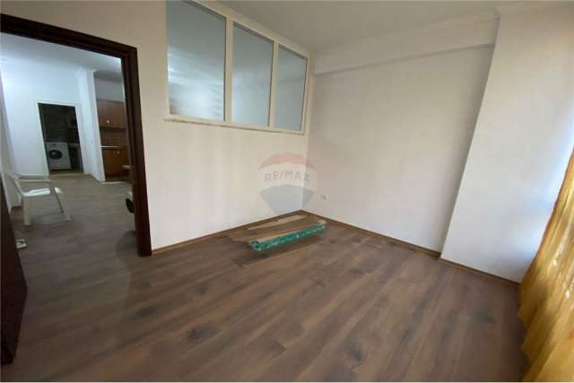 Tirane, shitet garsonier 1+1 Kati 2, 47 m² 54.000 Euro (Astir)