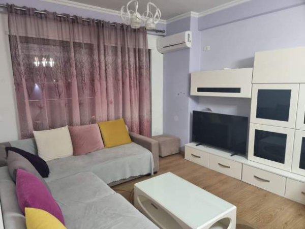 Tirane, jepet me qera apartament 2+1+BLK Kati 3, 101 m² 420 Euro (Fabrika Mill Tirana)