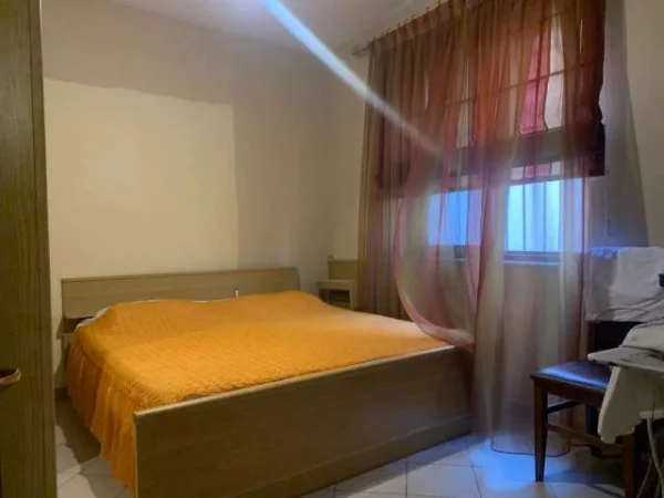 Tirane, shitet Vile 3 Katshe Kati 0, 96 m² 150.000 Euro