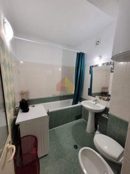 Tirane, jepet me qera apartament 1+1+A+BLK Kati 4, 80 m² 500 Euro (Rruga Shyqyri Berxolli)