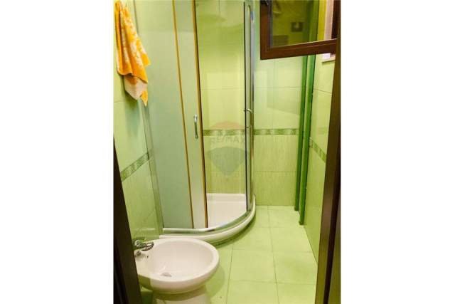 Tirane, jepet me qera apartament 2+1+BLK Kati 3, 110 m² 450 Euro (Astir)