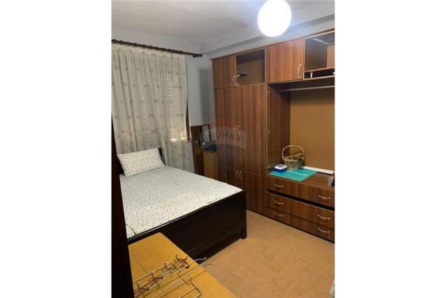 Tirane, jepet me qera apartament 2+1+BLK Kati 3, 110 m² 450 Euro (Astir)