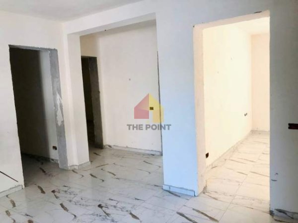 Tirane, shitet Vile 3 Katshe Kati 0, 360 m² 300.000 Euro (Rruga Shefqet Kuka)