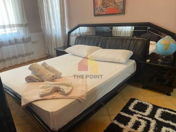 Tirane, jepet me qera apartament 1+1+BLK Kati 8, 70 m² 700 Euro (Rruga e Kosovareve)