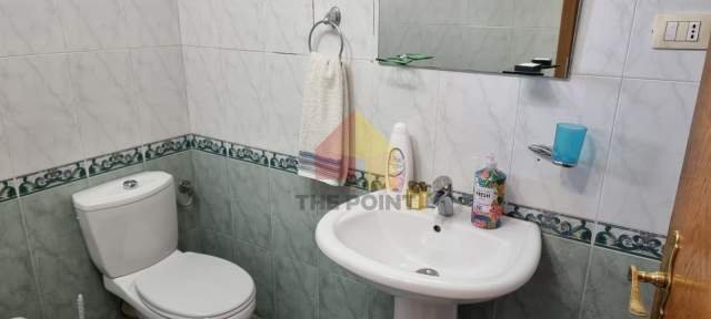 Tirane, jepet me qera apartament 1+1+BLK Kati 8, 70 m² 700 Euro (Rruga e Kosovareve)
