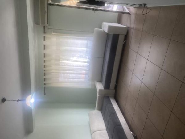 Durres, jepet me qera apartament 1+1+BLK Kati 3, 60 m² 300 Euro (Rruga e palmave Plazh 13)