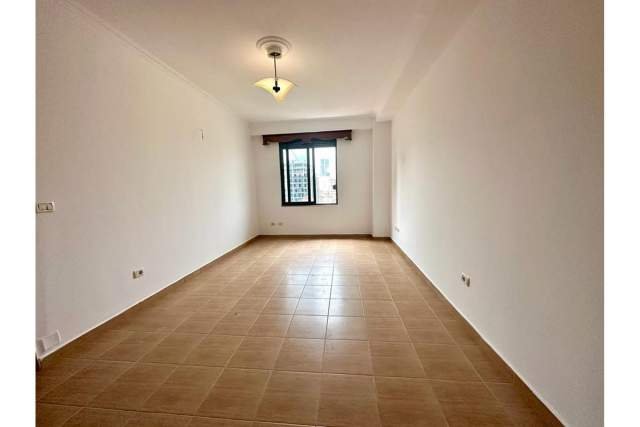 Tirane, shitet apartament Kati 6, 122 m² 183.000 Euro (Myslym Shyri,  Tiranë,  Shqipëri)