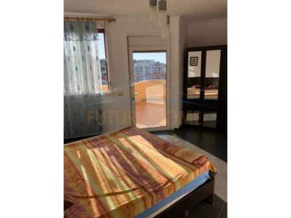 Tirane, jepet me qera apartament Kati 7, 145 m² 400 Euro (YZBERISHT)