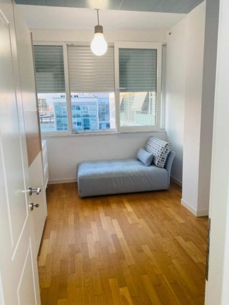 Tirane, jepet me qera apartament 2+1+A+BLK Kati 7, 101 m² 700 Euro (Tish Dahia)