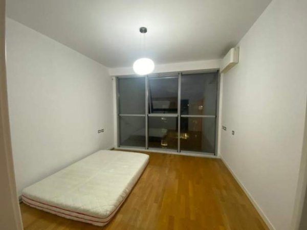 Tirane, jepet me qera apartament 2+1+A+BLK Kati 7, 101 m² 700 Euro (Tish Dahia)