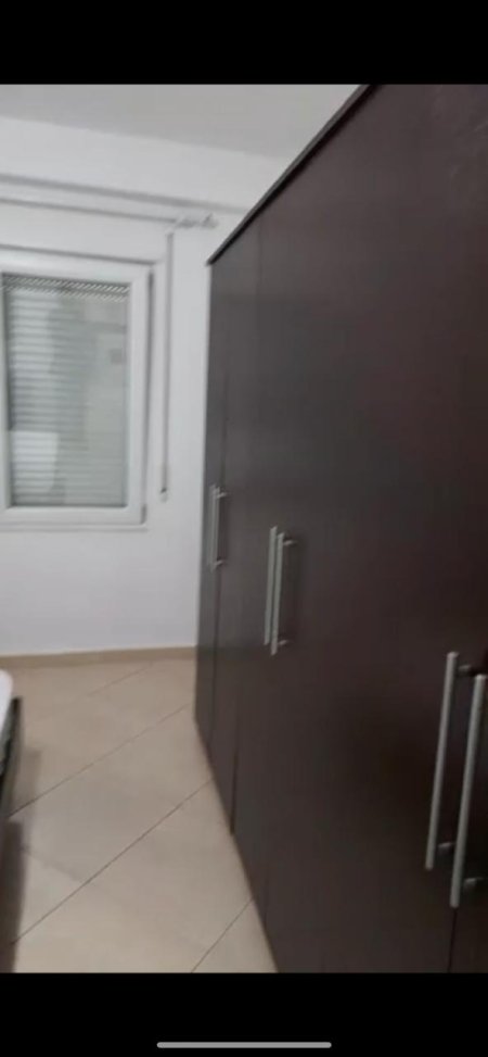 Tirane, jepet me qera apartament 1+1+BLK Kati 3, 63 m² 38.000 Leke (KOPSHTI BOTANIK)