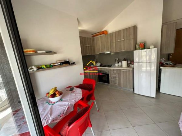 Vlore, shitet apartament 1+1+BLK Kati 1, 64 m² 1.550 Euro/m2 (Vlore,Radhime)