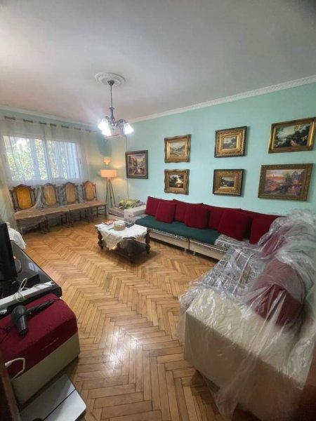 Tirane, jepet me qera apartament Kati 4, 74 m² 550 Euro (Qender)