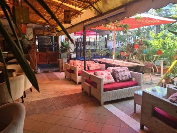 Tirane, jepet me qera lokal Kati 2, 640 m² 2.000 Euro (Ali Shefqeti,Materniteti i Ri)