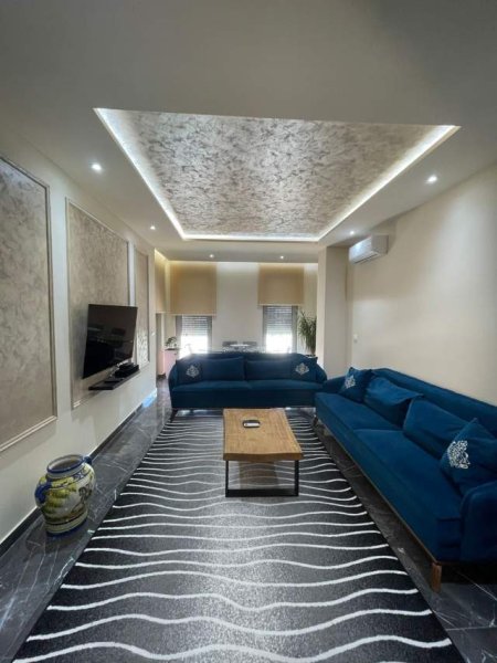 Tirane, jepet me qera apartament 1+1+BLK Kati 5, 73 m² 800 Euro (Zogu i Zi)