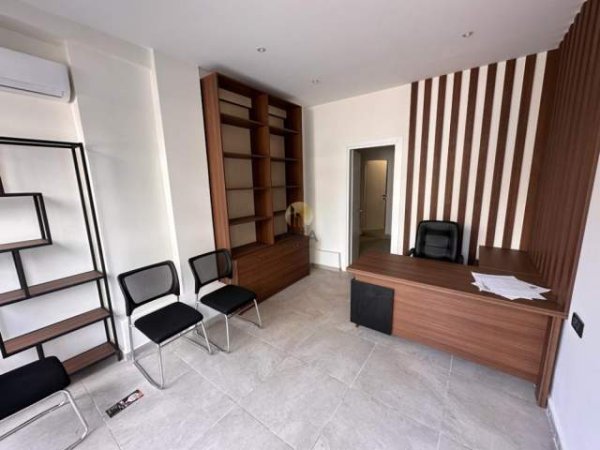 Tirane, jepet me qera dyqan Kati 0, 28 m² 550 Euro (Rruga “Mine Peza”)