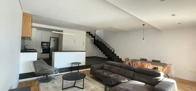 Tirane, shes Vile 222 m² 440.000 Euro (OLIVE REZIDENCE)