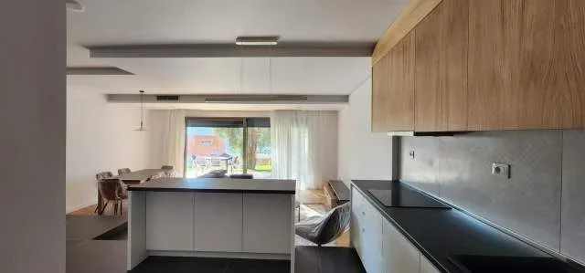 Tirane, shes Vile 222 m² 440.000 Euro (OLIVE REZIDENCE)