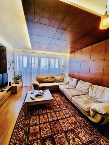 Tirane, shes apartament 3+1 160 m² Euro (Ekspozita Shqiperia Sot)