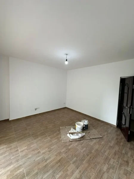 Durres, shitet apartament 2+1+Ballkon Kati 5, 104 m² 140.000 € (Ish Rajoni,Durres)